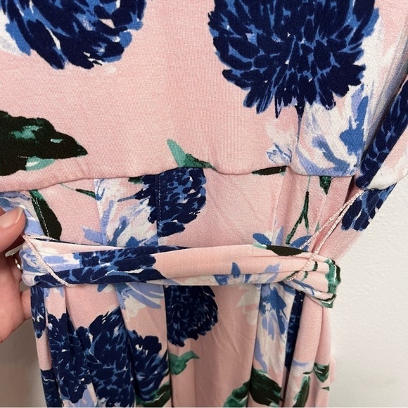 A PEA IN THE POD Floral Jersey Knit Maternity Maxi Dress Size Medium - Picture 6 of 10